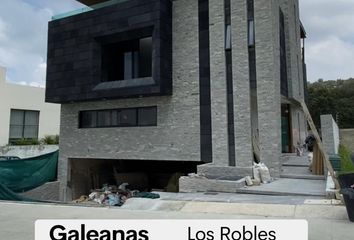 Casa en condominio en  Circuito De Los Pinos, Vistas Del Valle, Zapopan, Jalisco, 45233, Mex