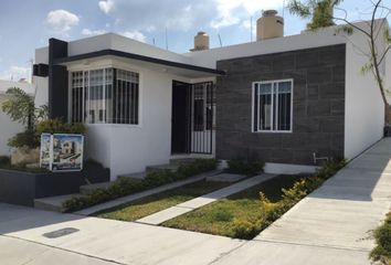 Casa en  Boulevard Lirio De Los Valles, Jardines Del Grijalva, Chiapa De Corzo, Chiapas, 29165, Mex