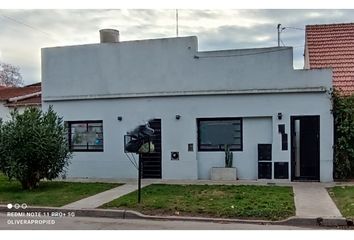 Casa en  Bernardino Rivadavia, Mar Del Plata