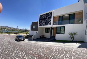 Casa en  Privada Lago Saquilá, Cumbres Del Lago, La Antigua Juriquilla, Querétaro, 76230, Mex