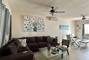 Casa en  Calle Paseo Peñaflor 914, Monterrey, Nuevo León, 64984, Mex