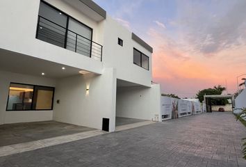 Casa en condominio en  Calle 12f, Cholul, Mérida, Yucatán, 97305, Mex