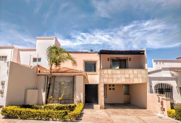 Casa en  Fraccionamiento Cumbres Del Lago, Municipio De Querétaro