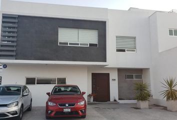 Casa en  Calle Lago Mayrán, Cañadas Del Lago, Corregidora, Querétaro, 76923, Mex