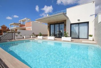 Chalet en  Dehesa De Campoamor, Alicante Provincia