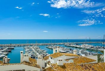 Apartamento en  Distrito 3-nueva Andalucía, Marbella