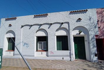 Locales en  Adrogué, Partido De Almirante Brown