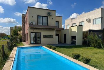 Casa en  Máximo Paz, Partido De Cañuelas