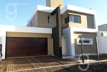 Casa en  Río Cuarto, Córdoba