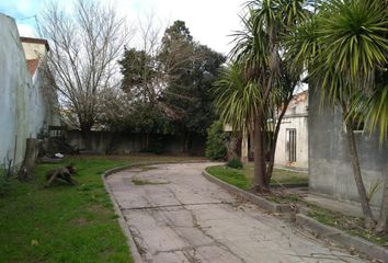 Terrenos en  Los Hornos, Partido De La Plata