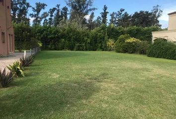 Terrenos en  La Pradera De San Ignacio, Partido De San Miguel