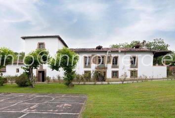 Chalet en  Oviedo, Asturias