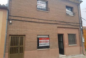 Chalet en  Salmoral, Salamanca Provincia