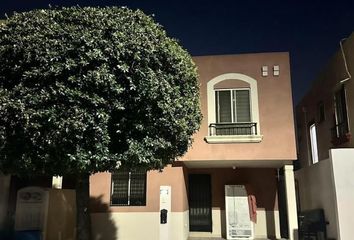 Casa en  Calle Faisán Dorado, Los Faisanes Sector El Dorado, Guadalupe, Nuevo León, 67169, Mex