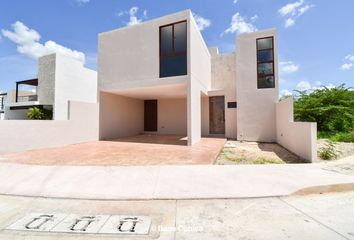 Casa en  Calle 28, Komchén, Mérida, Yucatán, 97302, Mex