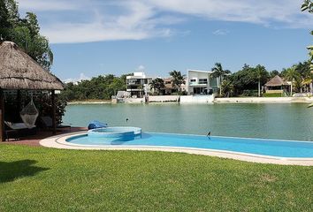 Casa en  Calle Antillas, Lagos Del Sol, Benito Juárez, Quintana Roo, 77567, Mex