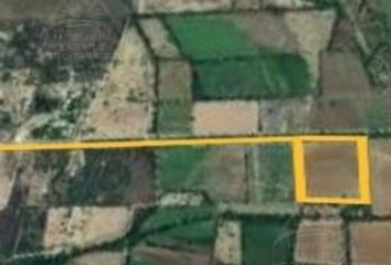 Lote de Terreno en  Colinas Del Aeropuerto, Pesquería