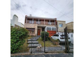 Casa en  Villa Primera, Mar Del Plata