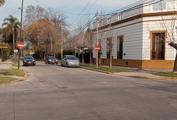 Casa en  Calle Sourdeaux 1411, San Miguel, B1661, Provincia De Buenos Aires, Arg