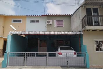 Casa en  Tarqui, Guayaquil