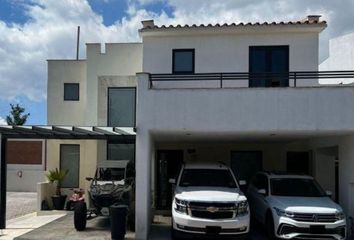 Casa en  Calle Laureles, Vista Real, San Salvador Tizatlalli, Metepec, México, 52150, Mex