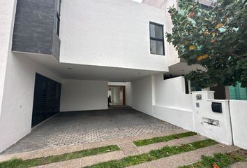 Casa en  Calle Lago El Valle 1-189, Cumbres Del Lago, La Antigua Juriquilla, Querétaro, 76230, Mex