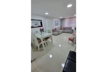 Apartamento en  Ciudad Los Álamos, Cali