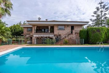 Chalet en  Dos Hermanas, Sevilla Provincia