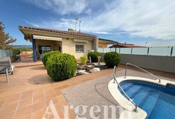 Chalet en  Palau-solita I Plegamans, Barcelona Provincia