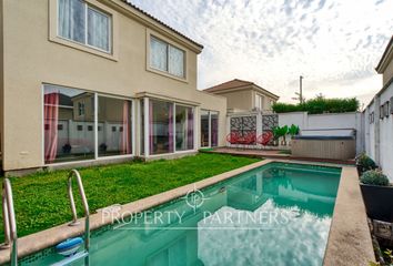 Casa en  Peñalolén, Provincia De Santiago