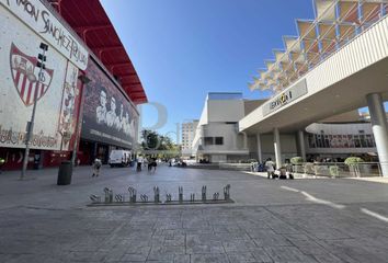 Garaje en  Nervión, Sevilla