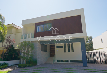 Casa en  Paseo San Arturo 574-600, Valle Real, Zapopan, Jalisco, 45019, Mex