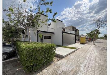 Casa en  97305, Mérida, Yucatán, Mex