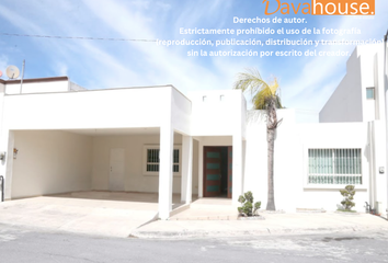 Casa en  Calle Salamanca 5940-5950, Cumbres De Santa Clara, Monterrey, Nuevo León, 64349, Mex