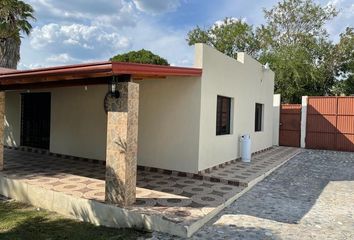 Quinta en  Avenida Los Nogales, Antonio I Villarreal 1, 2 Y 3 Sector, Montemorelos, Nuevo León, 67544, Mex