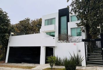 Casa en  Calle Paseo De Tapiar 240, Zapopan, Jalisco, 45237, Mex