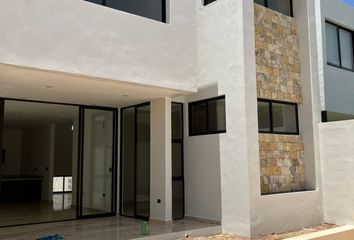 Casa en condominio en  Calle 46c, Cholul, Mérida, Yucatán, 97305, Mex