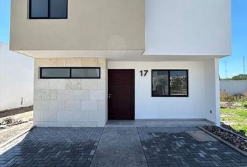 Casa en condominio en  Calle Fray Nicolás De Zamora, El Pueblito, Corregidora, Querétaro, 76900, Mex