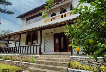 Casa en  Tumbaco, Quito