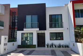 Casa en  Calle Del Pilar 323, San Agustín, Tlajomulco De Zúñiga, Jalisco, 45645, Mex