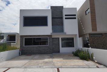 Casa en condominio en  Paseo Cañada Del Arroyo, Corregidora, Querétaro, 76923, Mex