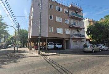 Departamento en  Castelar, Partido De Morón