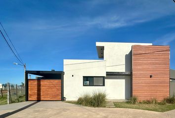 Casa en  Funes, Santa Fe