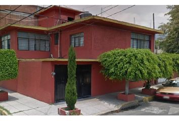 Casa en  San Pedro Zacatenco, Gustavo A. Madero