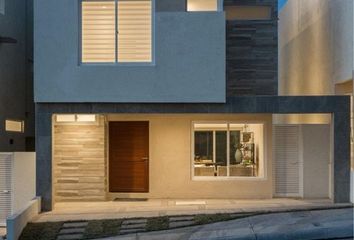 Casa en condominio en  Calle Paseo De Las Pitahayas, Zibata, Zona Cactus, El Marqués, Querétaro, 76269, Mex