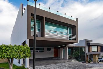 Casa en  La Calera, Puebla