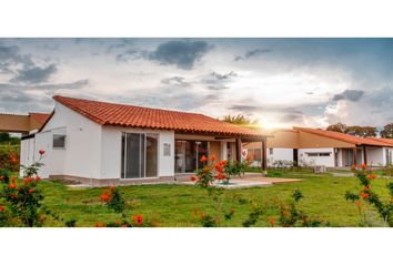 Casa en  Manantiales, Norte, Armenia