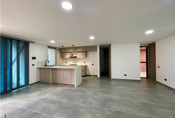 Apartamento en  La Castellana, Medellín