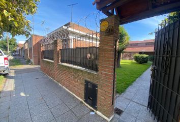 Casa en  Barrio Fortunato De La Plaza, Mar Del Plata