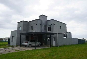 Casa en  Tafí Viejo, Tucumán